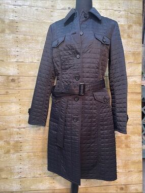 Express black quilted trench coat 
Size 8. Y2K Lightweight. Preowned.